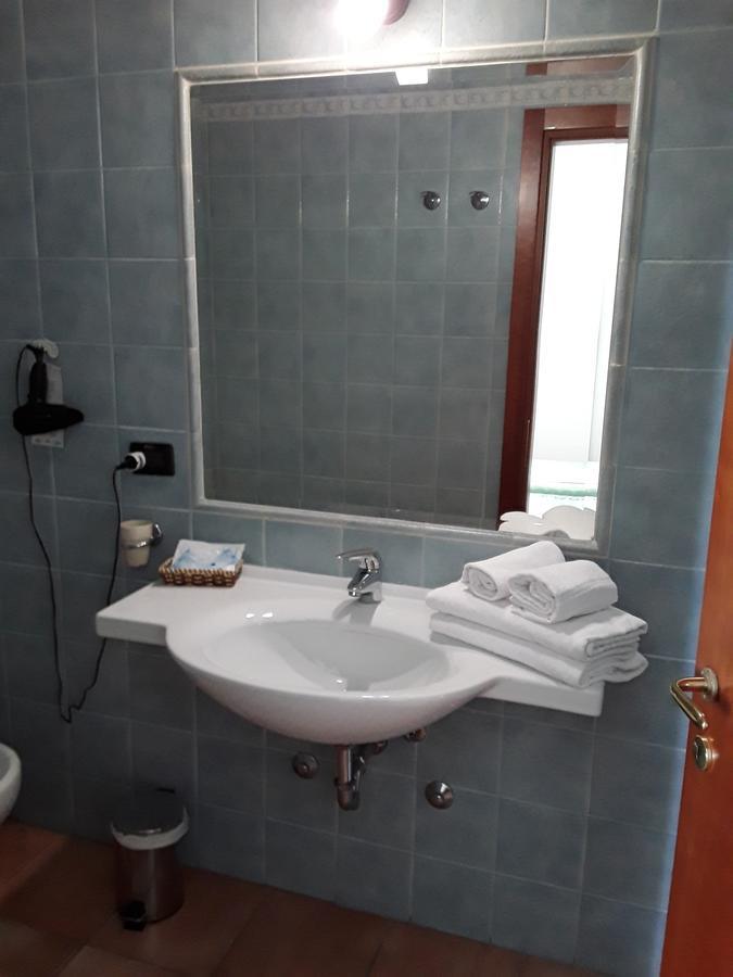 Hotel Conte Luna ボローニャ エクステリア 写真